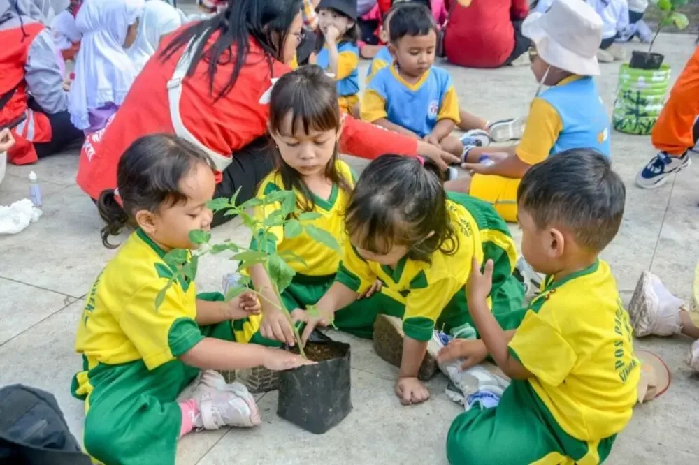 Anak Salatiga Tampil Jadi Little Eco Heroes di Peringatan HAN 2026